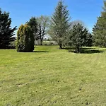 Normandy Countryside 2-bedroom With Private Grounds Near D-day Beaches And Mont Saint Michel