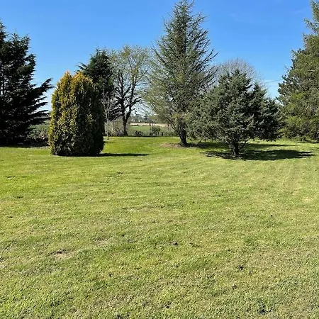Normandy Countryside 2-Bedroom Gite With Private Grounds Near D-Day Beaches And Mont Saint Michel