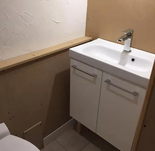 Σπίτι διακοπών Normandy Countryside 2-bedroom With Private Grounds Near D-day Beaches And Mont Saint Michel *