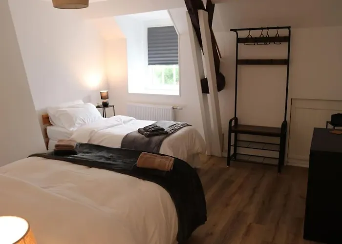 Σπίτι διακοπών Normandy Countryside 2-bedroom With Private Grounds Near D-day Beaches And Mont Saint Michel Notre-Dame-de-Cenilly