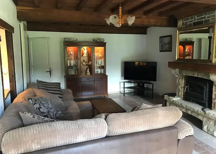 Σπίτι διακοπών Normandy Countryside 2-bedroom With Private Grounds Near D-day Beaches And Mont Saint Michel Notre-Dame-de-Cenilly