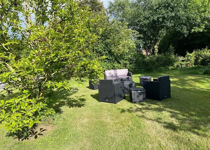 Σπίτι διακοπών Normandy Countryside 2-bedroom With Private Grounds Near D-day Beaches And Mont Saint Michel